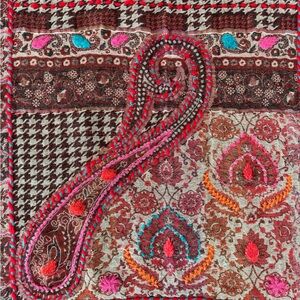 Hand-Embroidered Boho Scarf – Wool & Cotton Blend, Paisley Folk Textile